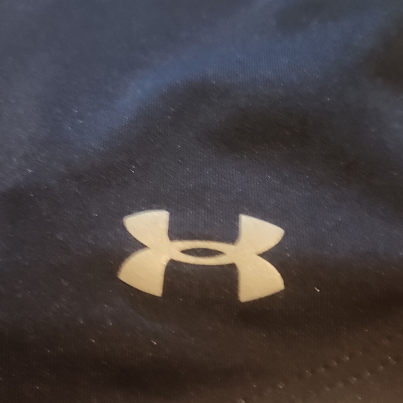Xl under Armour - Picture 2 of 2